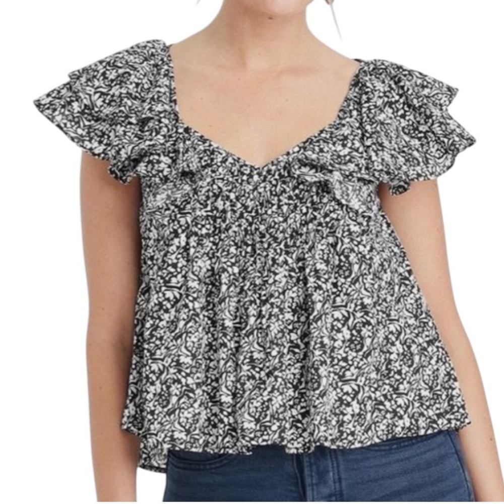 UNIVERSAL THREAD Black & White Floral RUFFLE PLEATED BLOUSE TOP Flounce Flowy M